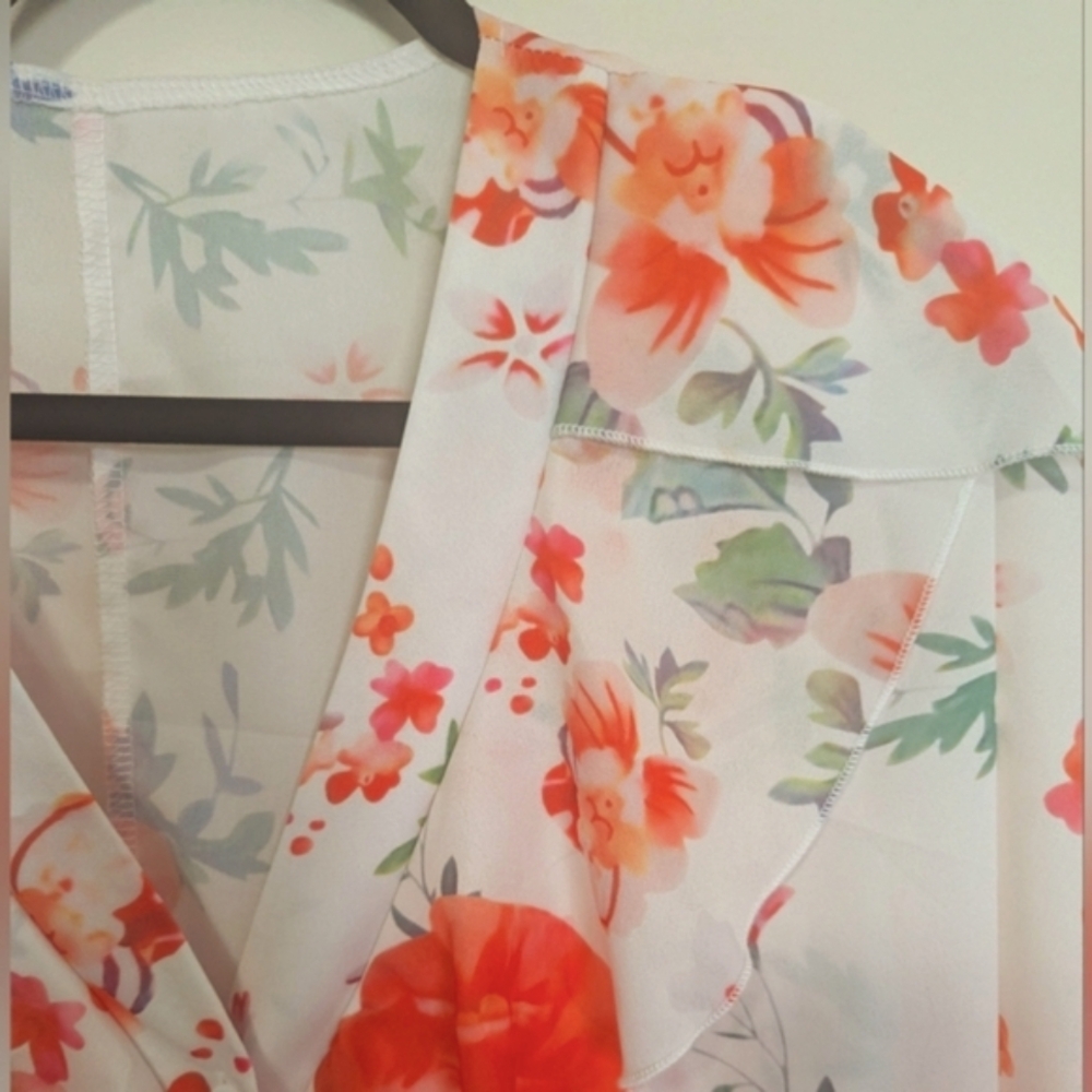 Floral Ruffle Women's Top - Orange and White XL - Picture 6 of 11
